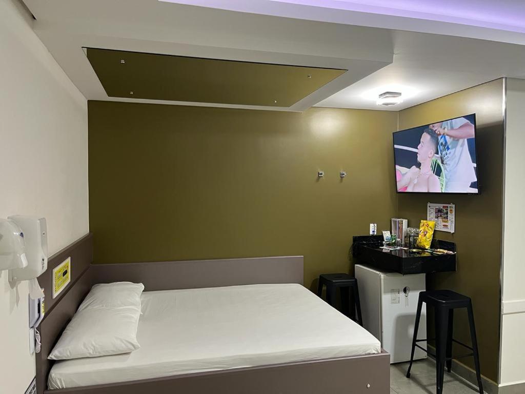 Motel Drive In T - Prolongamento Da Avenida Getulio Vargas Facil Acesso Ao Shopping Patio Chapecó Dış mekan fotoğraf