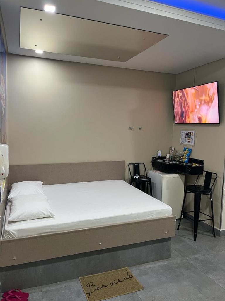Motel Drive In T - Prolongamento Da Avenida Getulio Vargas Facil Acesso Ao Shopping Patio Chapecó Dış mekan fotoğraf